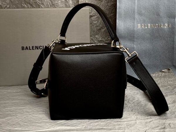 New Collection Balenciaga Bag 074