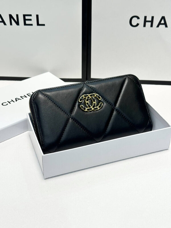 New Collection Chanel Bag 702