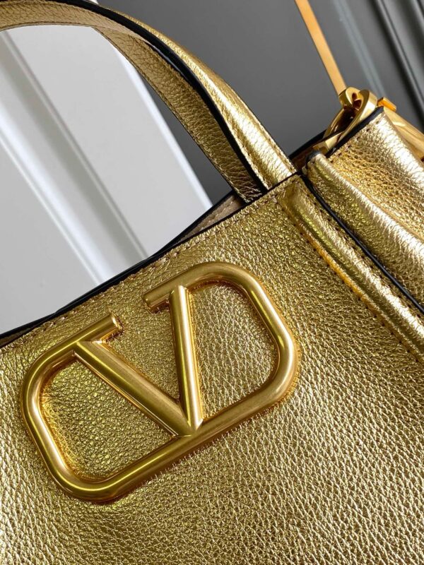 New Collection Valentino Bag 27