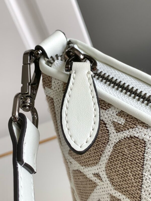 New Collection Valentino Bag 30