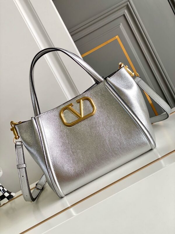 New Collection Valentino Bag 26