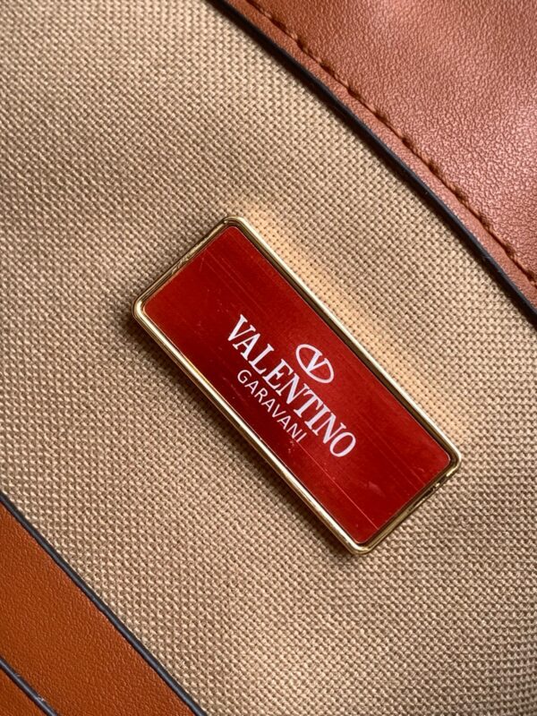 New Collection Valentino Bag 31