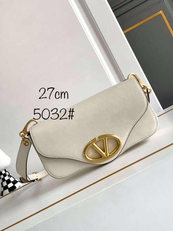 New Collection Valentino Bag 34