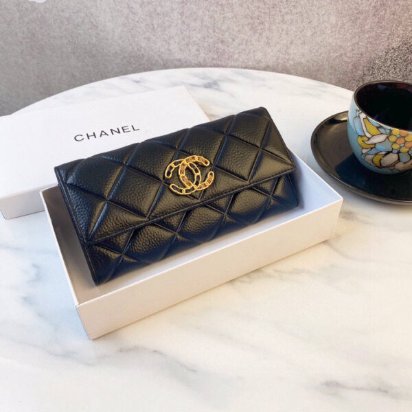 New Collection Chanel Bag 702