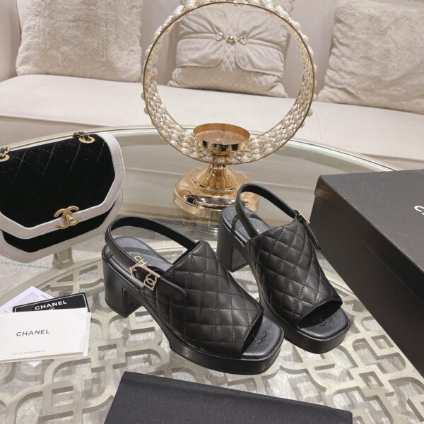 New Collection Chanel Shoes 268