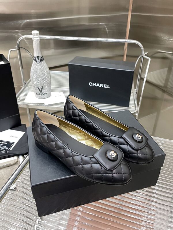 New Collection Chanel Shoes 254