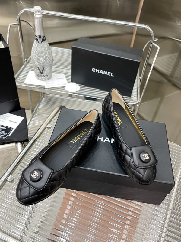 New Collection Chanel Shoes 254