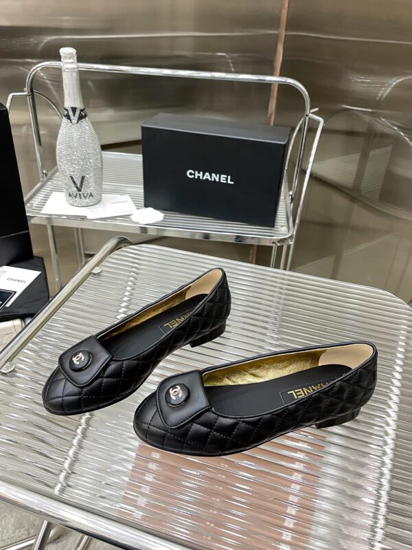 New Collection Chanel Shoes 254