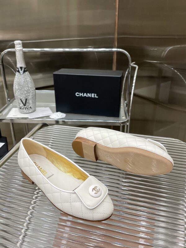 New Collection Chanel Shoes 254