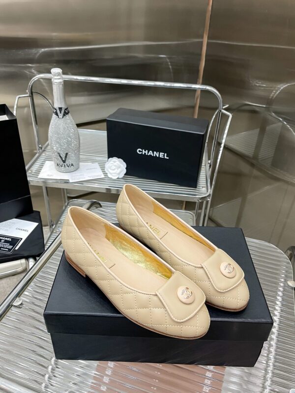 New Collection Chanel Shoes 254