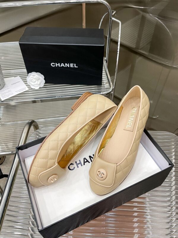 New Collection Chanel Shoes 254