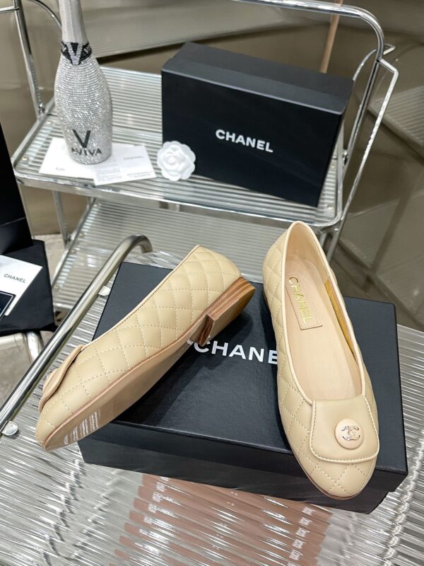 New Collection Chanel Shoes 254