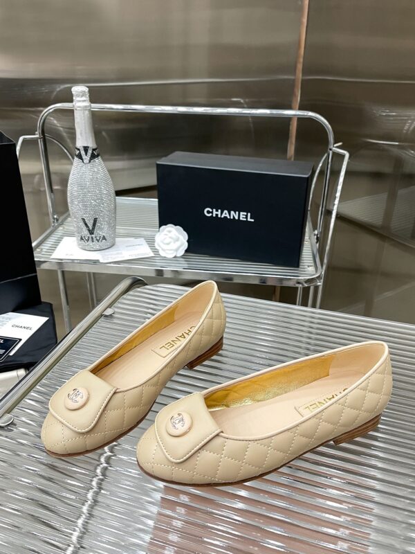 New Collection Chanel Shoes 254