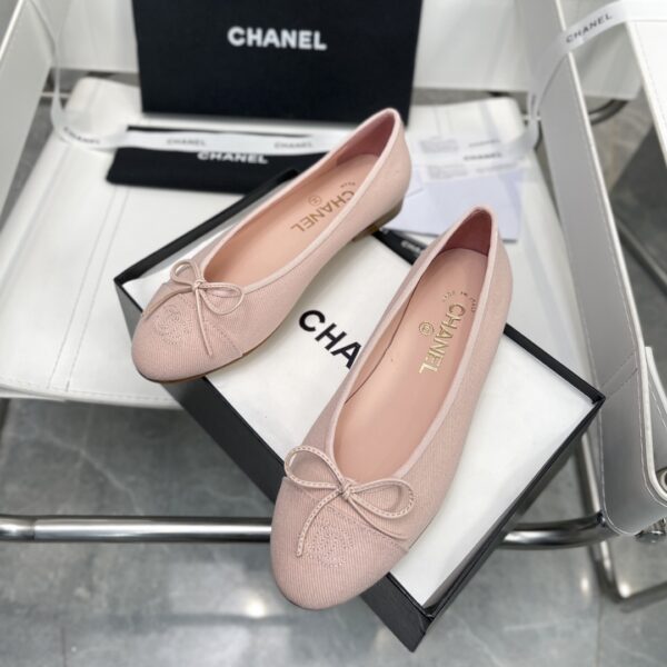 New Collection Chanel Shoes 256