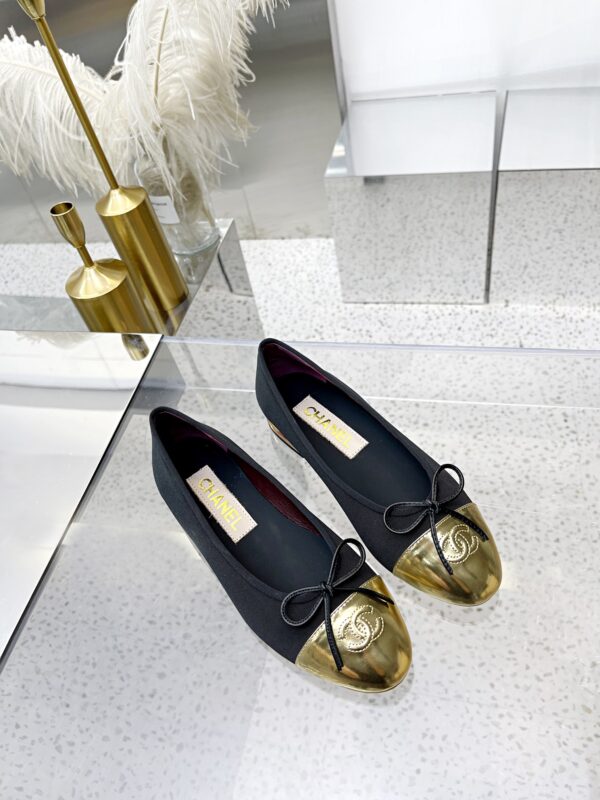 New Collection Chanel Shoes 253