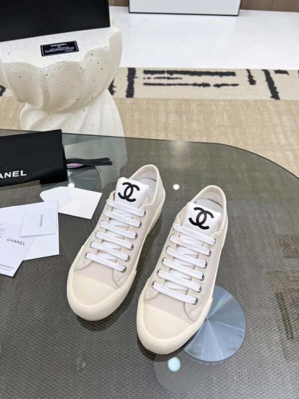 New Collection Chanel Shoes 279