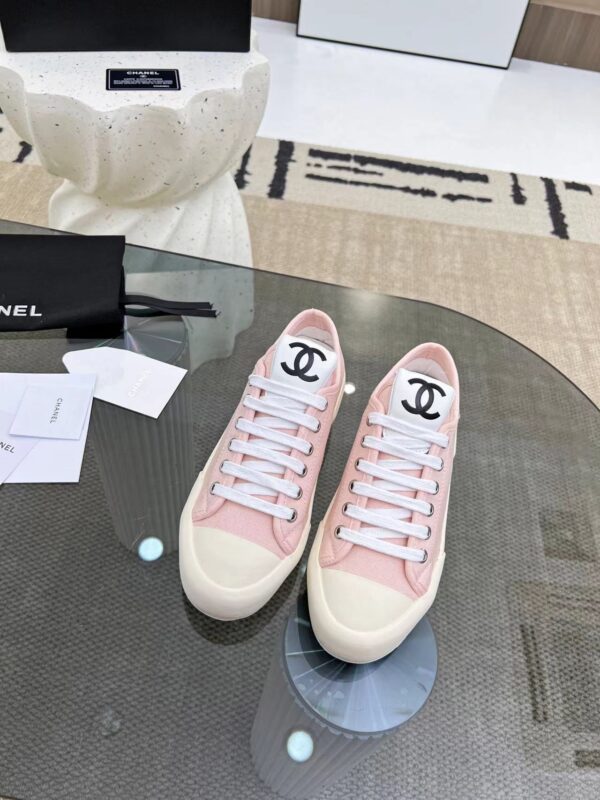 New Collection Chanel Shoes 279