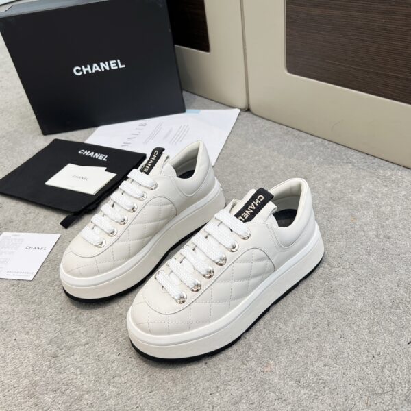 New Collection Chanel Shoes 281