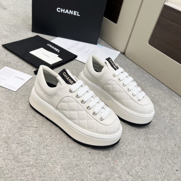 New Collection Chanel Shoes 281