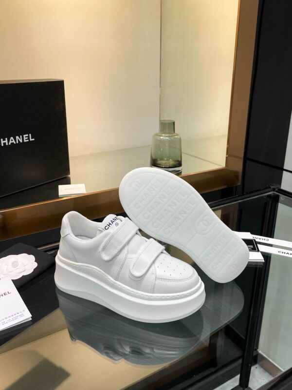 New Collection Chanel Shoes 277