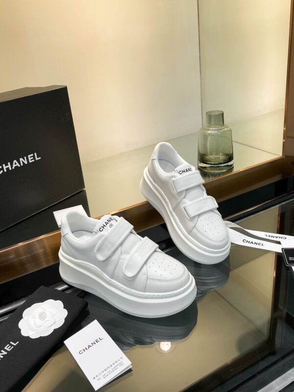 New Collection Chanel Shoes 277