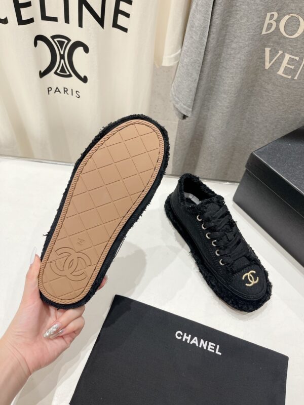 New Collection Chanel Shoes 282