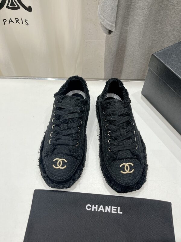 New Collection Chanel Shoes 282