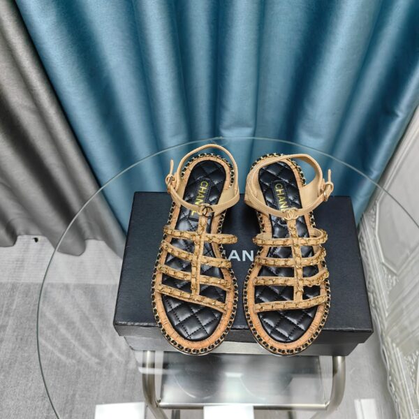 New Collection Chanel Shoes 274