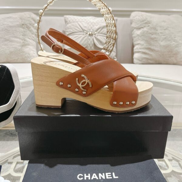 New Collection Chanel Shoes 267