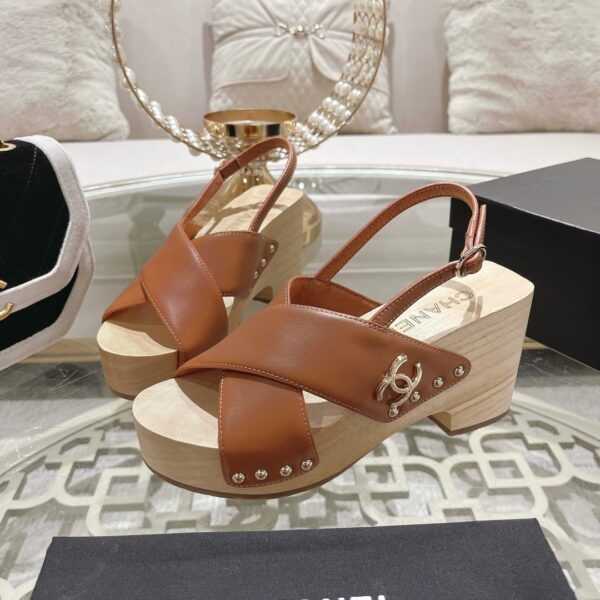 New Collection Chanel Shoes 267