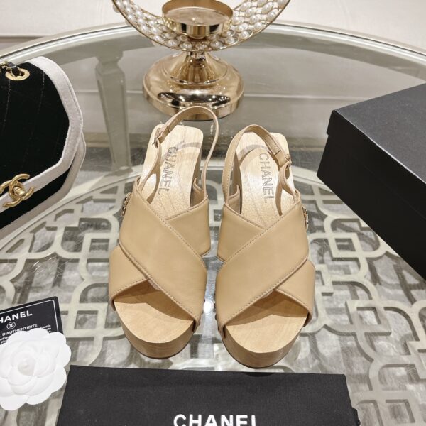 New Collection Chanel Shoes 267