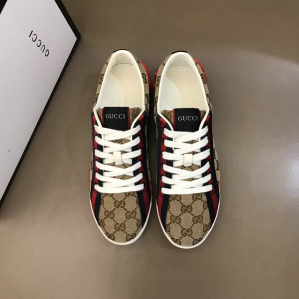 New Collection Gucci Shoes 304