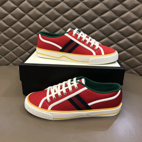 New Collection Gucci Shoes 302