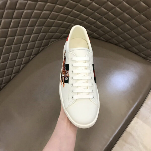 New Collection Gucci Shoes 299