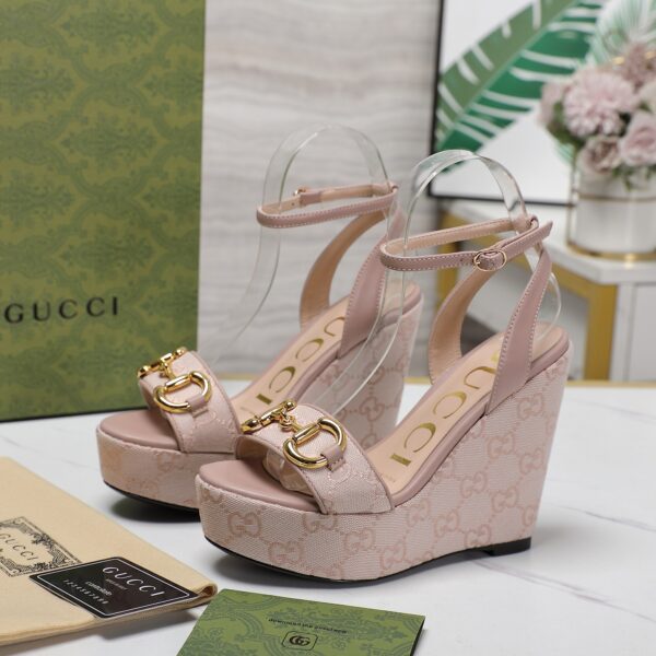 New Collection Gucci Shoes 290