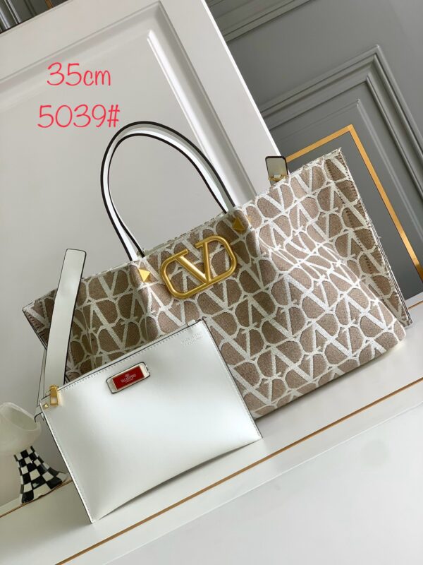 New Collection Valentino Bag 28