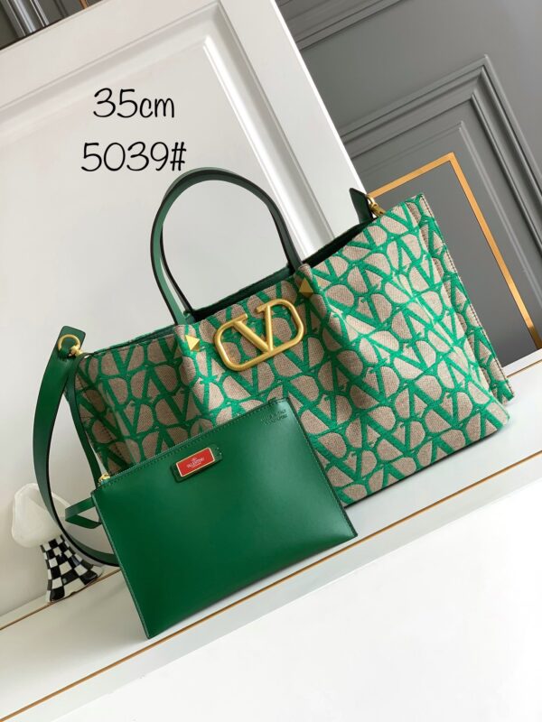 New Collection Valentino Bag 28