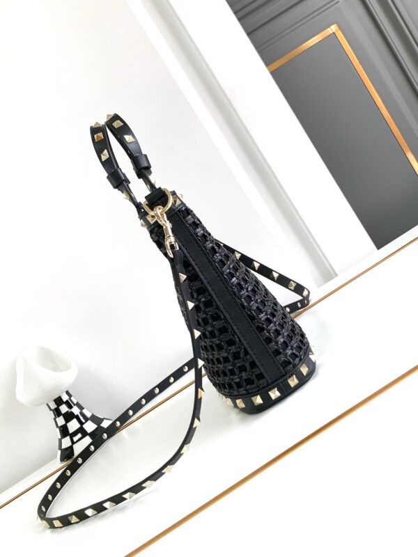 New Collection Valentino Bag 32