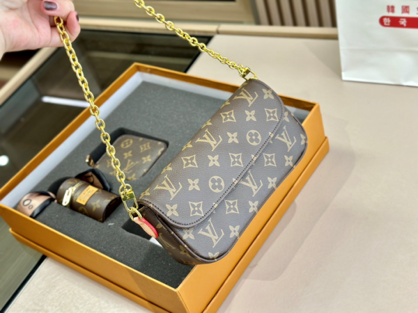 New Collection LV Bag 1597