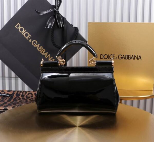 New Collection Dolce & Gabbana Bag 32