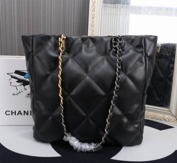 New Collection Chanel Bag 730