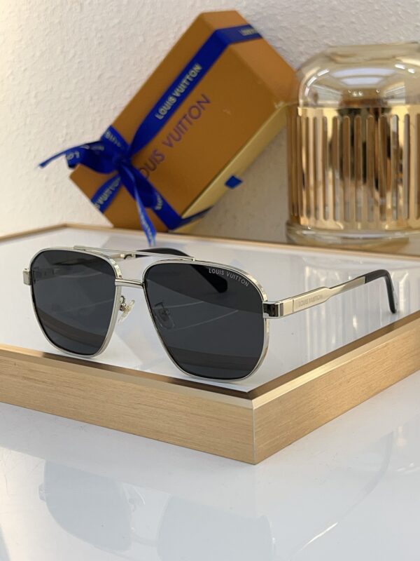 New Collection LV Glasses 187