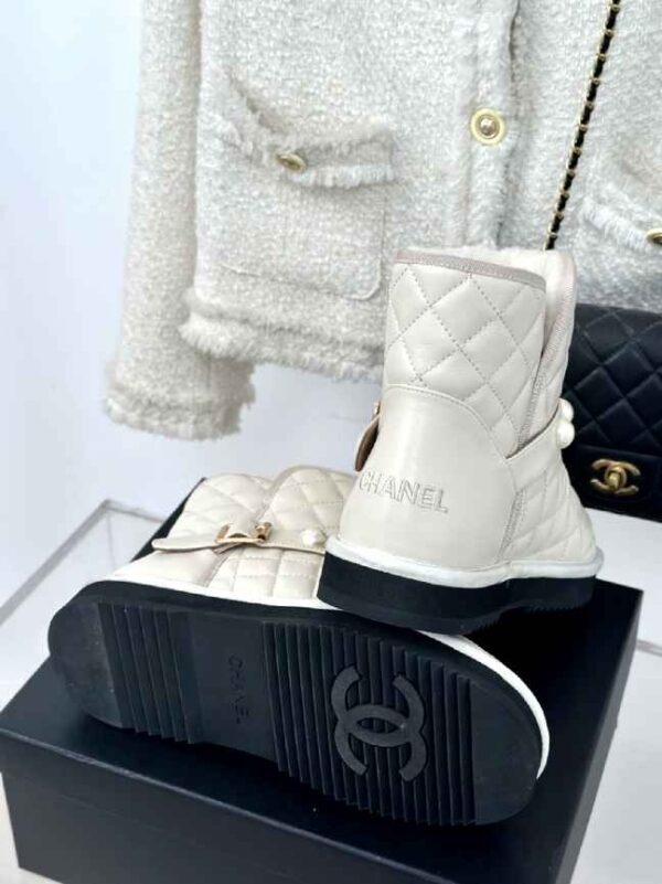 New Collection Chanel Shoes 310