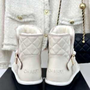 New Collection Chanel Shoes 310