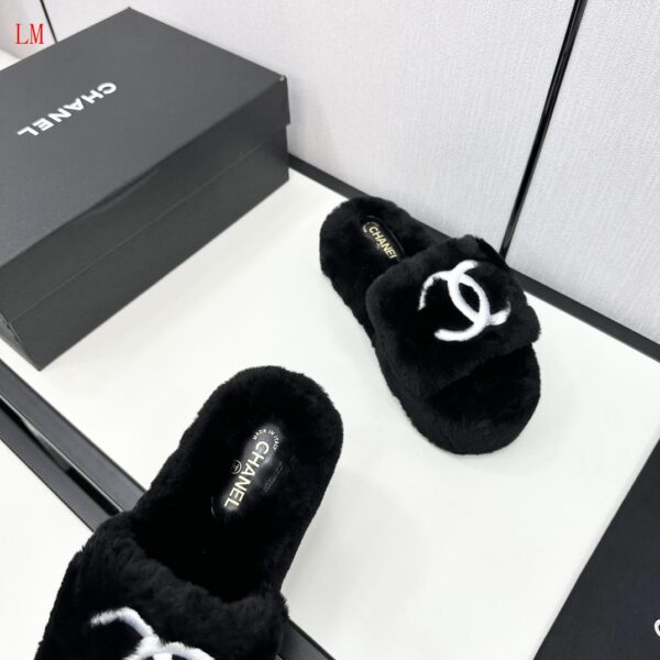 New Collection Chanel Shoes 317