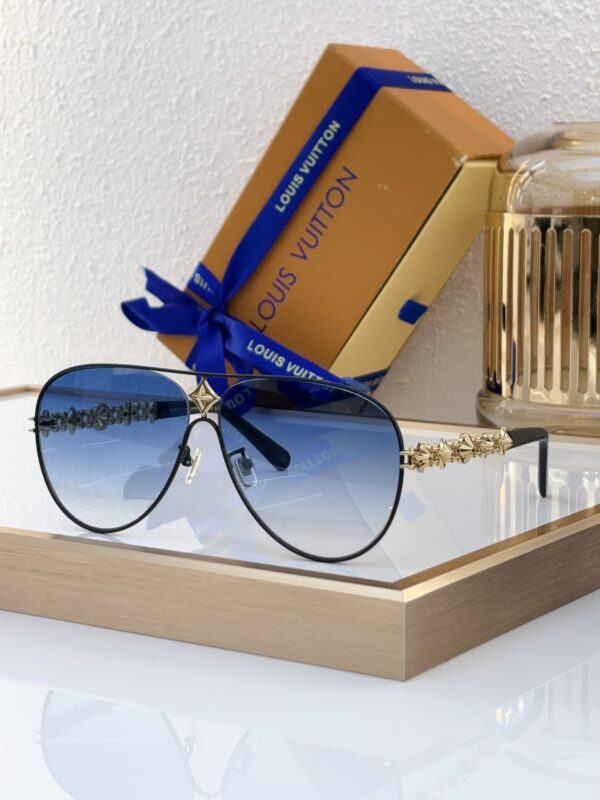 New Collection LV Glasses 212