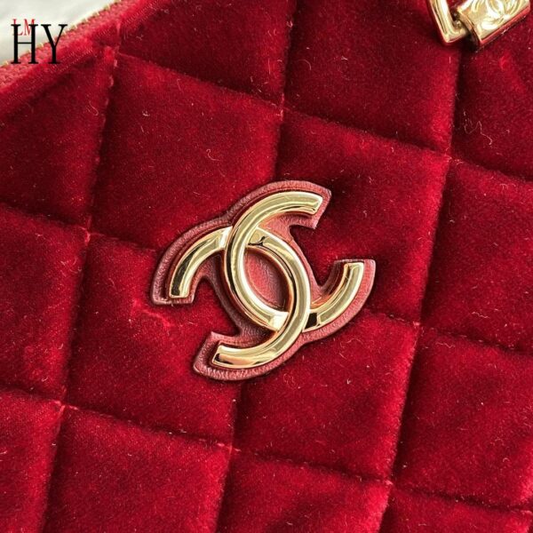 New Collection Chanel Bag 747