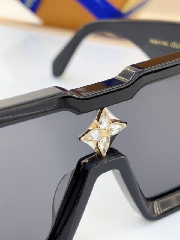 New Collection LV Glasses 184