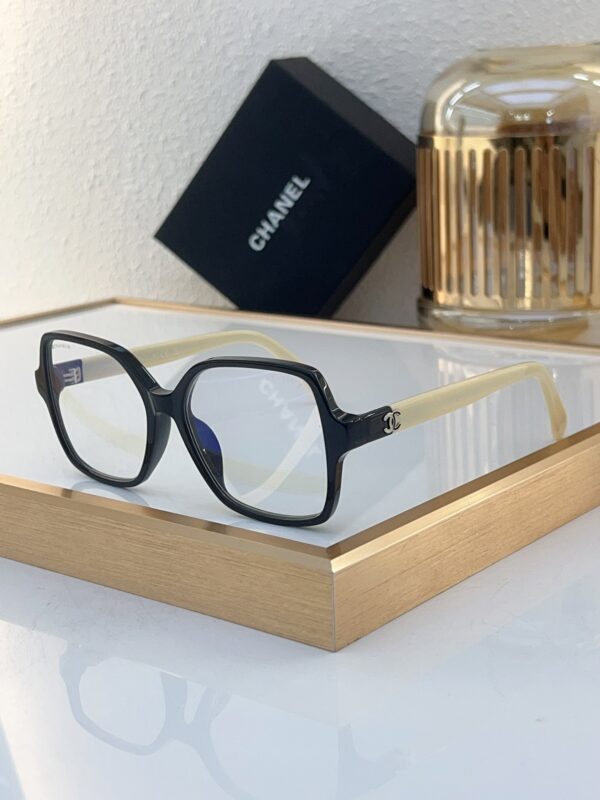 New Collection Chanel Glasses 302