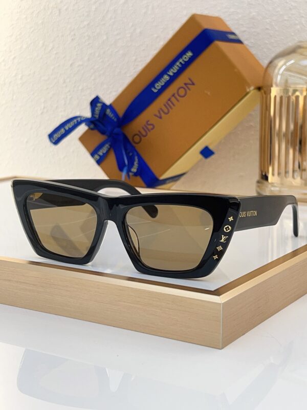 New Collection LV Glasses 197